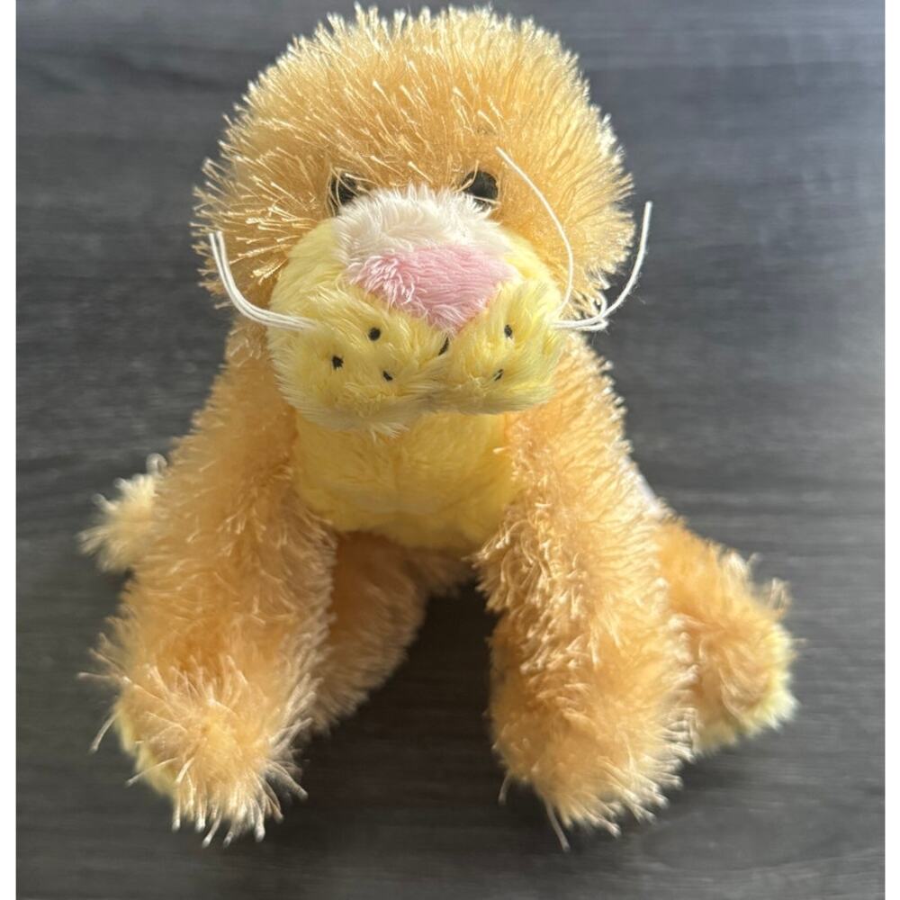 Ganz Webkinz Lil Kinz Lioness HS193 6 inch